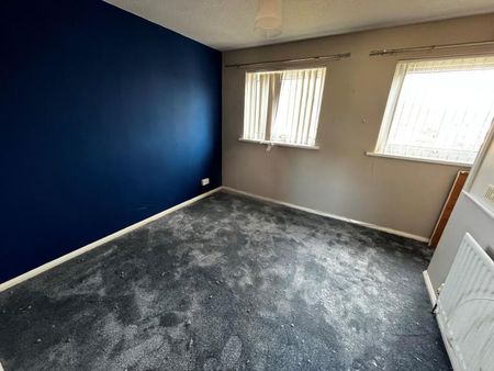 2 bedroom terraced house to rent - Photo 2