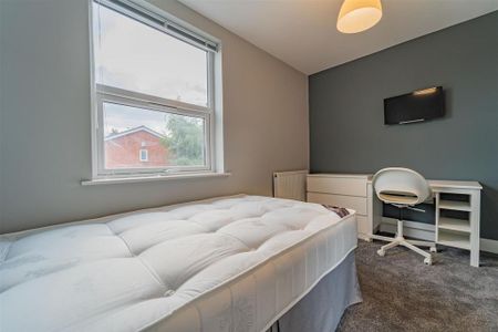 7 bedroom apartment to rent - Photo 5