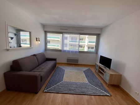33000 BORDEAUX - APPARTEMENT T2 A LOUER MEUBLE ET ENTIEREMENT RENOVE - Photo 2