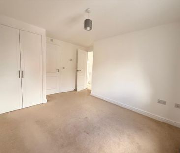 3 bedroom detached house to rent - Photo 4