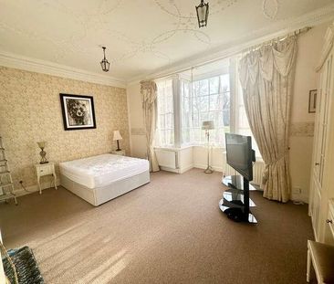 Vicarage Road, Staines-upon-thames, TW18 - Photo 3