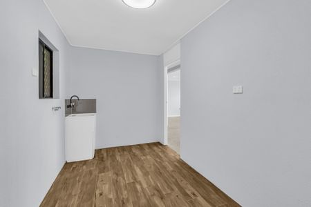 TWO-LEVEL HOME WITH PANORAMIC OCEAN VIEWS - Photo 5