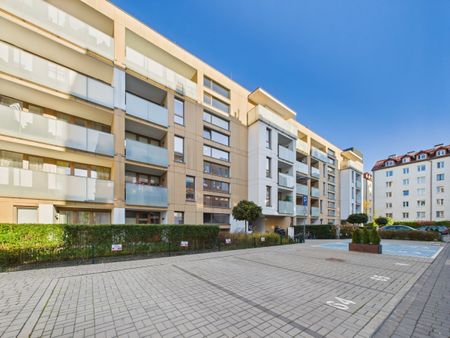 2 pokoje, balkon i garaż – komfort i styl w jednym - Zdjęcie 3