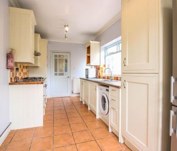 3 bedroom terraced house to rent - Photo 3