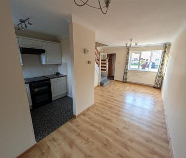 2 bedroom house to rent - Photo 1