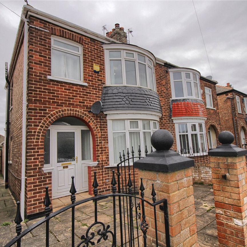 3 bed semi-detached house to rent in Westbourne Grove, Teesville, TS6 - Photo 1