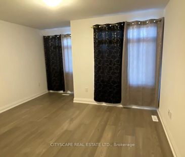 For Lease - 15 Barnyard Trail, Barrie, Ontario - Photo 5
