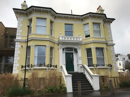 1 Bed Flat, Birch Villa, BN1 - Photo 4