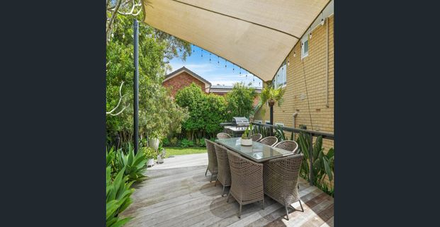 Stunning home - walk to Shelly beach - Photo 1