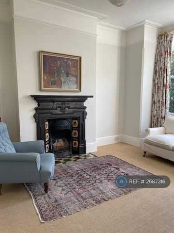 3 bedroom flat to rent - Photo 5