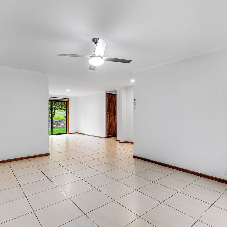 Charming Cottage Living in the Heart of Uraidla - Photo 1