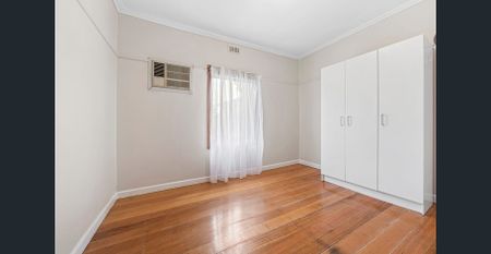 Well-Presented Three-Bedroom Home in the Heart of Sunshine! - Photo 2