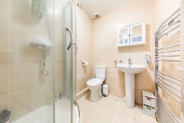2 bedroom house to rent - Photo 1