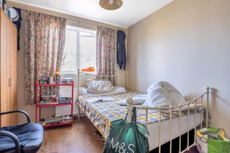 5 bedroom terraced house to rent - Photo 3