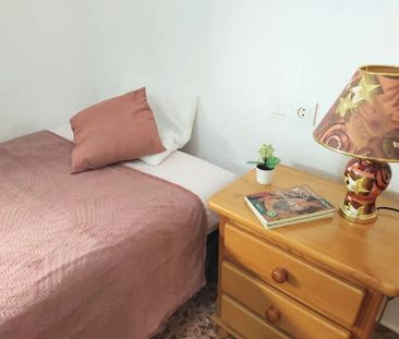 Calle del Veinticinco de Abril, Moncada, Valencian Community 46113 - Photo 3