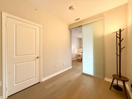 For Lease - 386 Yonge Street Unit# 2808, Toronto, Ontario - Photo 5