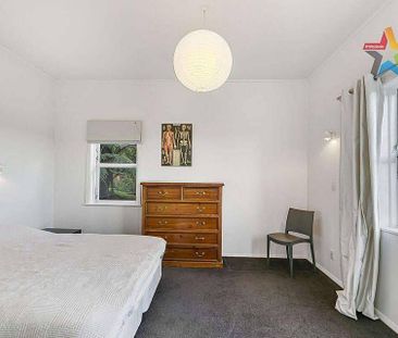 Spacious 5-Bedroom Furnished House in Northland - Photo 1