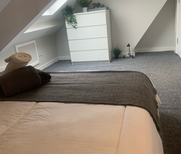 Ninth Avenue Unit 3 - Photo 3