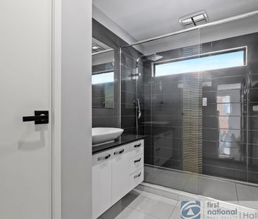 Spacious 7-Bedroom Double Storey Family Home - Perfect for Large Fa... - Photo 6