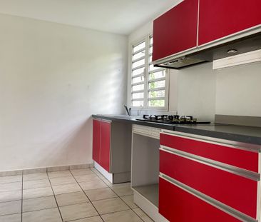 Location Maison 5 pièces 107m² LE TAMPON 97430 - Photo 3