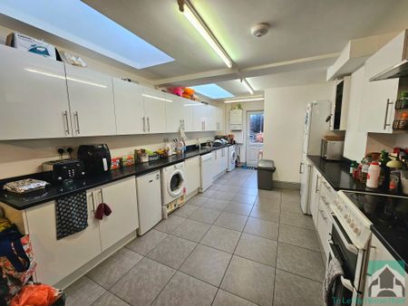 36 Exeter Road, Selly Oak, Birmingham, B29 6EU - Photo 5