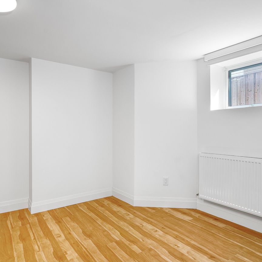 For Lease - 42 Delaware Avenue Unit# LOWER, Toronto, Ontario - Photo 1