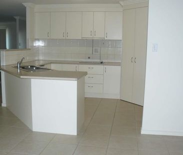 Light, Breezy & Spacious Living in Kawungan - Photo 2