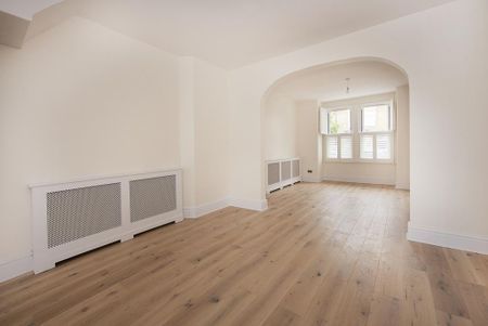 4 bedroom terraced house to rent - Photo 3