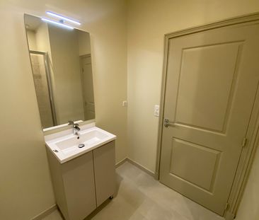Location Appartement 1 pièce 23m² - Photo 3