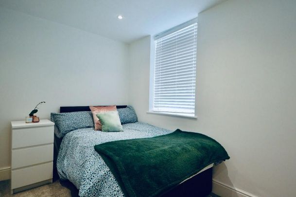 1 bedroom in a house share to rent - Photo 1