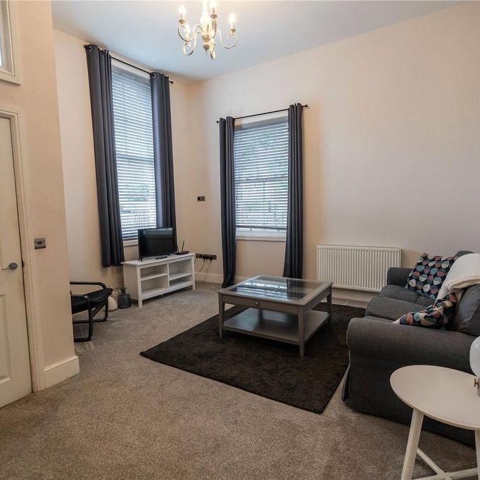 2 bedroom apartment to rent - Photo 1