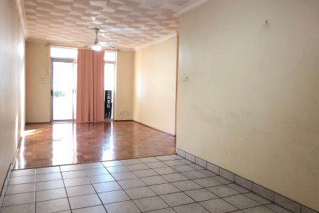 2 Bedroom Unit- Ground Floor - Photo 5