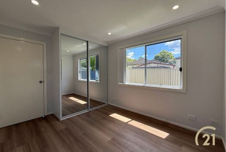Near New&comma; 2 Bedroom Granny Flat&excl; - Photo 2