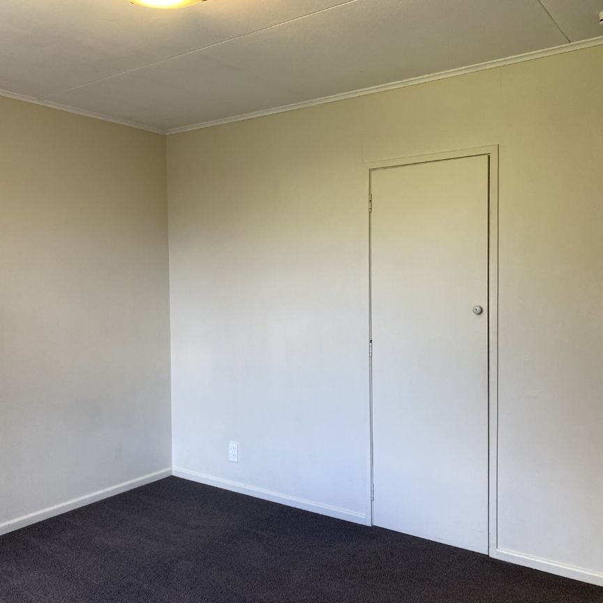 Cosy 2 Bedroom Home in Clouston Park - Photo 1