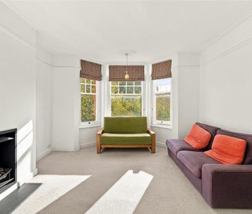 4 bedroom flat to rent - Photo 4