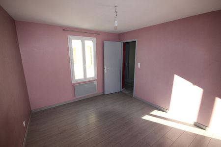 Appartement Saintes 2 pièce(s) 32.80 m2 - Photo 4