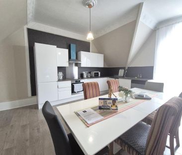 1 bedroom in a flat share to rent - Photo 5