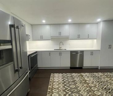 1000 LOVINGSTON CRESCENT - Photo 4