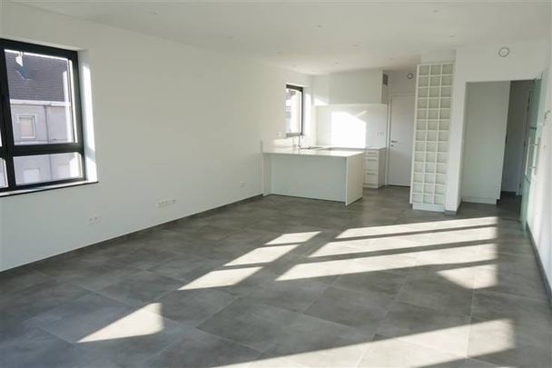Appartement te huur - Foto 1