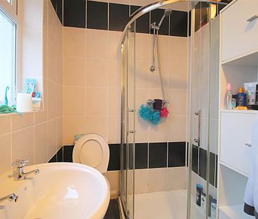 Bedford Road, Bedford - Photo 3