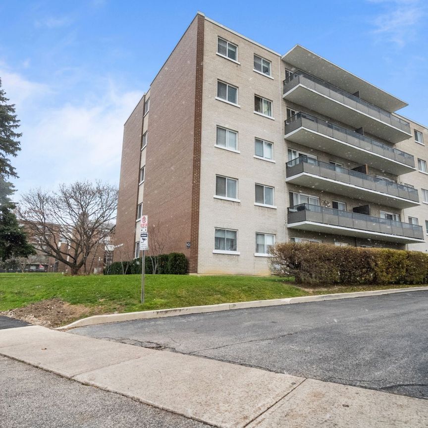 For Lease - 329 The West Mall N/A Unit# 304, Toronto, Ontario - Photo 1