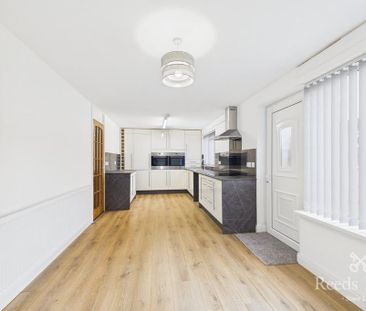 4 bedroom terraced house to rent - Photo 6