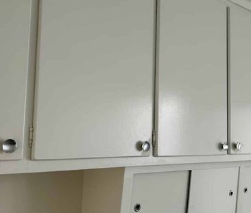 Warm & bright two bedroom home - Photo 4