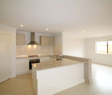 25 Badminton Court, Marshall - Photo 5