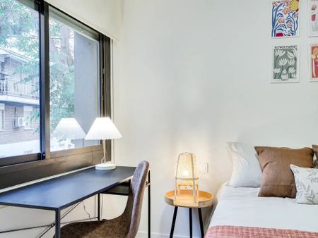 Carrer de Calderón de la Barca, Barcelona, Catalonia 08032 - Photo 4