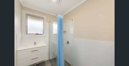 2 Whitehead Avenue, Murray Bridge, SA 5253 - Photo 3