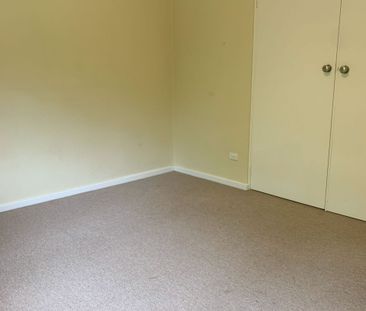 5 Jansz Crescent, Griffith - Photo 5