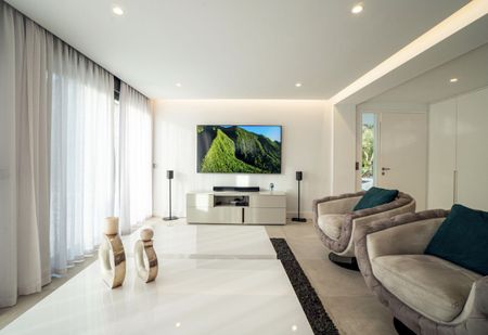 House in Nueva Andalucía, Costa del Sol - Photo 2