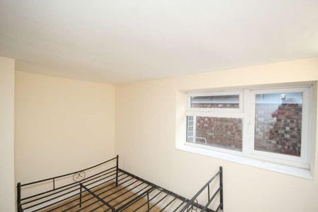 Ealing Road, Wembley, Middlesex, HA0 - Photo 4