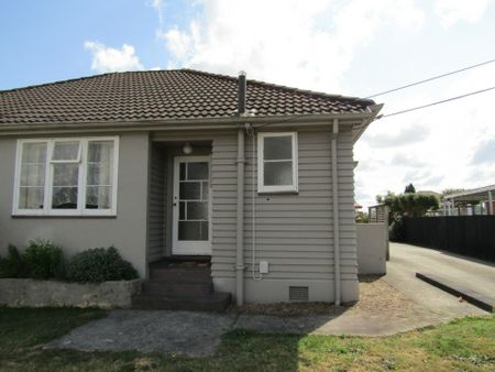 Two Bedroom Home Close to Schools & Town - Photo 4